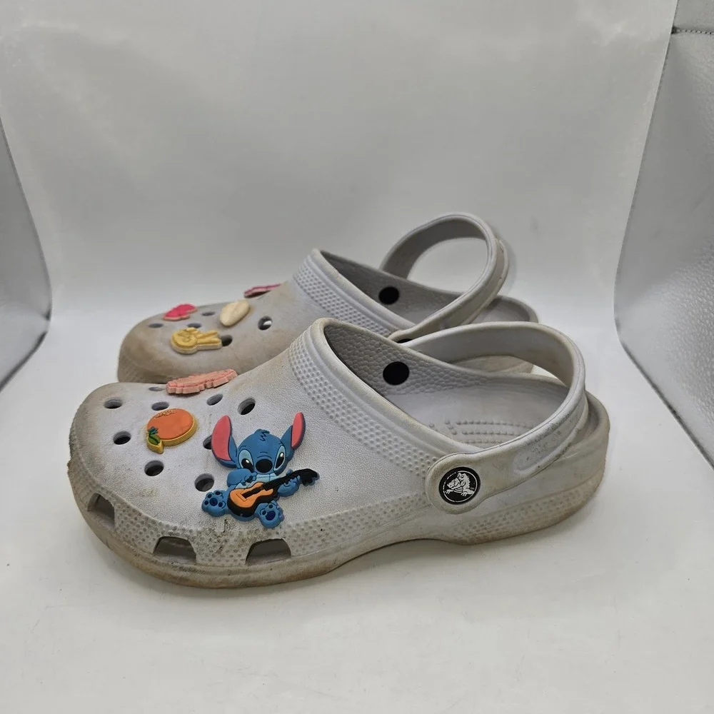 Crocs Unisex Kids' Classic Clogs Gray J3 EU 34 Lilo & Stitch Jibbitz Charms